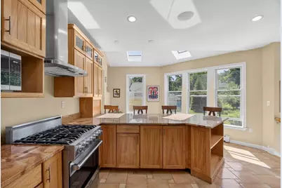 12 Middle St, Lexington, MA 02421 - Photo 10