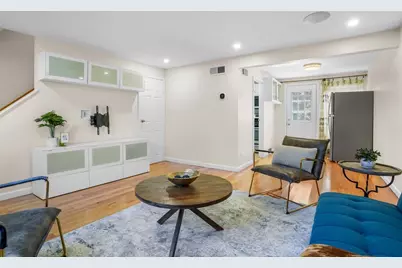 56 Roberts Dr #56, Bedford, MA 01730 - Photo 4
