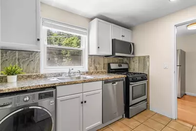 56 Roberts Dr #56, Bedford, MA 01730 - Photo 8