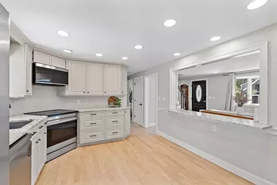 3 Barbara Ave, Wilmington, MA 01887 - Photo 14