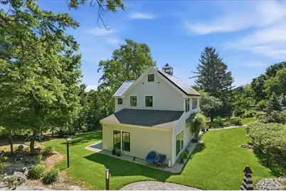 108 Kilby St, Hingham, MA 02043 - Photo 34