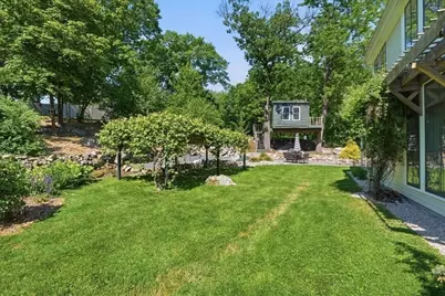 108 Kilby St, Hingham, MA 02043 - Photo 28