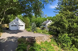 108 Kilby St, Hingham, MA 02043 - Photo 26