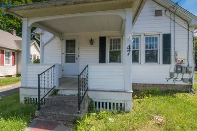 47 Pleasant St #1, East Longmeadow, MA 01028 - Photo 2