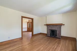 47 Pleasant St, East Longmeadow, MA 01028 - Photo 4