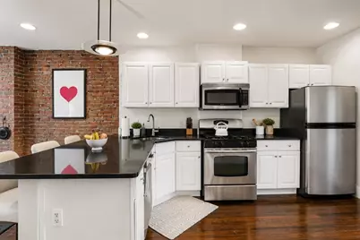 169 K St #1, Boston, MA 02127 - Photo 4