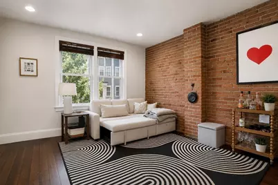 169 K St #1, Boston, MA 02127 - Photo 2