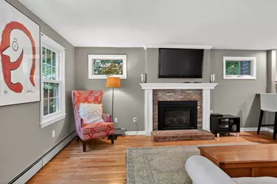 11 Chickadee Dr, Norfolk, MA 02056 - Photo 6