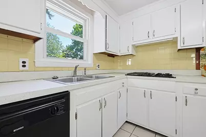 419 Old Connecticut Path, Framingham, MA 01701 - Photo 10