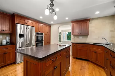 74 Oregon Road, Ashland, MA 01721 - Photo 4