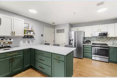 16 Margin St #5, Lynn, MA 01905 - Photo 6