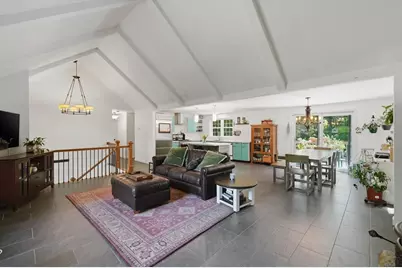 56 King Street, Uxbridge, MA 01569 - Photo 2