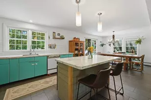 56 King St, Uxbridge, MA 01569 - Photo 8