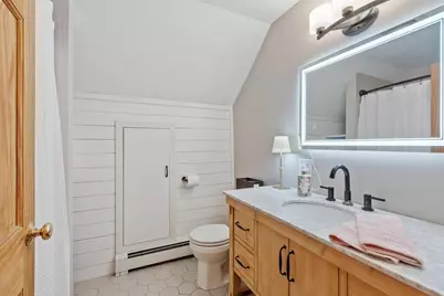 134 Avon St, Leominster, MA 01453 - Photo 28