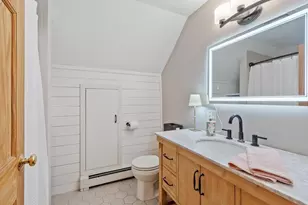 134 Avon St, Leominster, MA 01453 - Photo 28