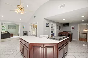 4 Pentucket Ln, Danvers, MA 01923 - Photo 22
