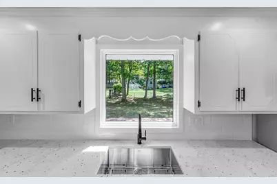 557 Maple #1, Longmeadow, MA 01106 - Photo 18