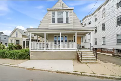 32 Irwin St, Winthrop, MA 02152 - Photo 1