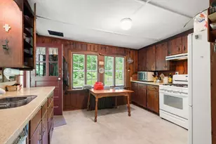 68 Spring St, Hopkinton, MA 01748 - Photo 10