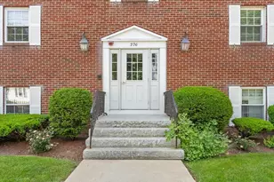 276 Albion St, Wakefield, MA 01880 - Photo 38