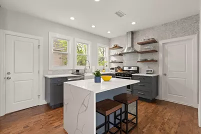 22 Radcliffe Rd. #2, Somerville, MA 02145 - Photo 2