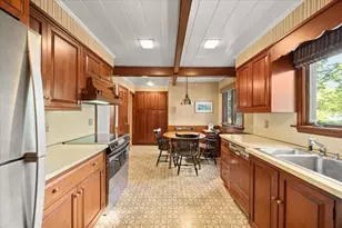 108 West St, Brockton, MA 02301 - Photo 2