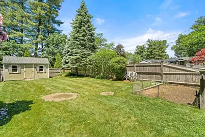 104 Arkansas Rd, Tewksbury, MA 01876 - Photo 20