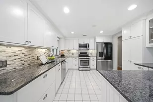 10 Richardson Cir, Saugus, MA 01906 - Photo 6