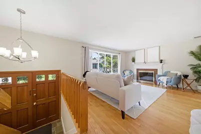 10 Richardson Cir, Saugus, MA 01906 - Photo 4