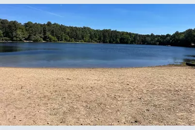 8 Jocelyn Ave, Plymouth, MA 02360 - Photo 14