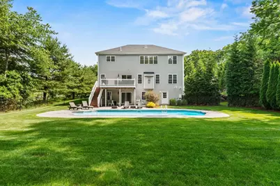 1 Ellis Rd, Norton, MA 02766 - Photo 8