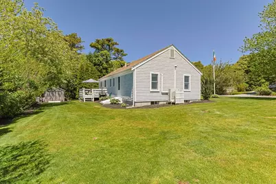 11 Mary David Rd, Yarmouth, MA 02675 - Photo 4