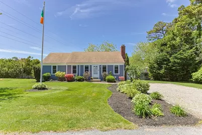 11 Mary David Rd, Yarmouth, MA 02675 - Photo 2