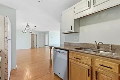 39 Parlin St #404, Everett, MA 02149 - Photo 4