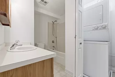 39 Parlin St #404, Everett, MA 02149 - Photo 16