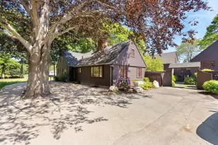 69 Dolliver Neck Rd, Gloucester, MA 01930 - Photo 16