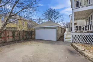 52 Boutwell St, Boston, MA 02122 - Photo 22