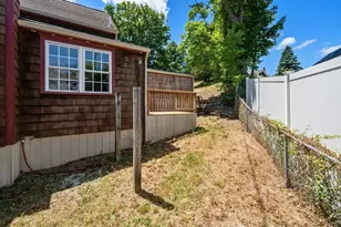 17 Stafford St, Plymouth, MA 02360 - Photo 34