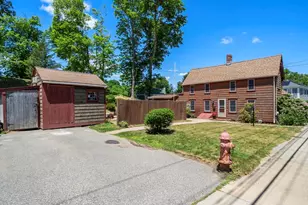 17 Stafford St, Plymouth, MA 02360 - Photo 2