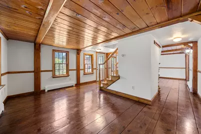 17 Stafford St, Plymouth, MA 02360 - Photo 8