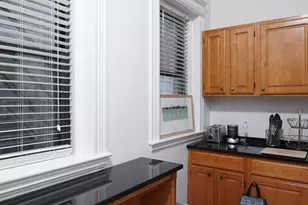 1109 Boylston St, Boston, MA 02215 - Photo 12