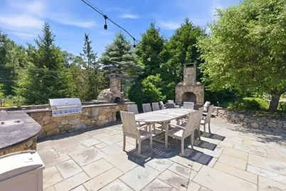 7 Lawrence Cir, Medfield, MA 02052 - Photo 32