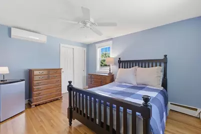 7 Lawrence Cir, Medfield, MA 02052 - Photo 20
