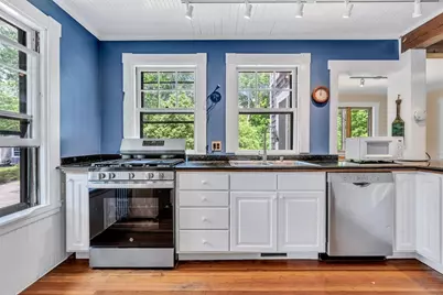 9 Wild Harbor Rd, Falmouth, MA 02556 - Photo 8