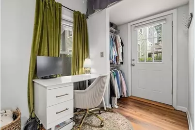 522 E 8th St #1, Boston, MA 02127 - Photo 6