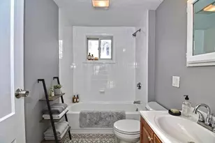 64 Germain Ave, Quincy, MA 02169 - Photo 8