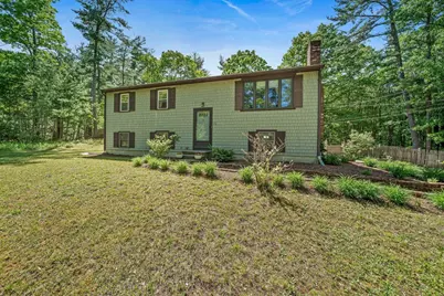 61 Chapel St, Pembroke, MA 02359 - Photo 2