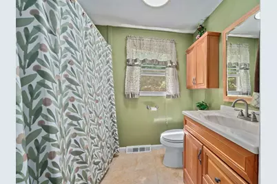61 Chapel St, Pembroke, MA 02359 - Photo 18