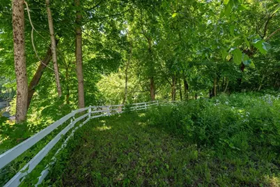 136 Quaboag St, Warren, MA 01083 - Photo 24