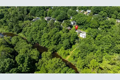 136 Quaboag St, Warren, MA 01083 - Photo 38